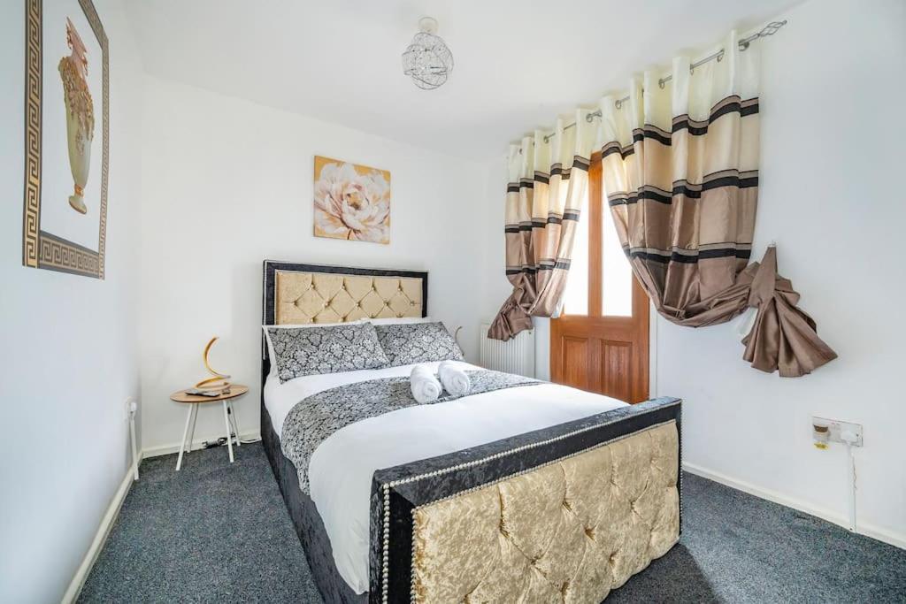 *C.Sani* Setup For Your Most Relaxed & Amazing Stay + Free Parking + Free Fast Wifi * ليدز المظهر الخارجي الصورة