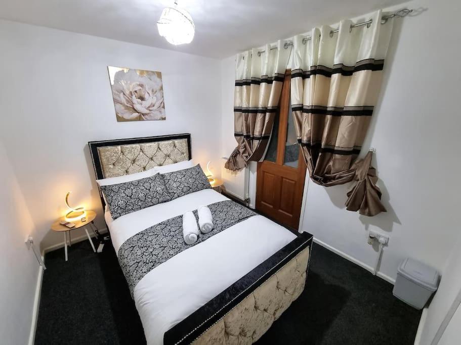 *C.Sani* Setup For Your Most Relaxed & Amazing Stay + Free Parking + Free Fast Wifi * ليدز المظهر الخارجي الصورة